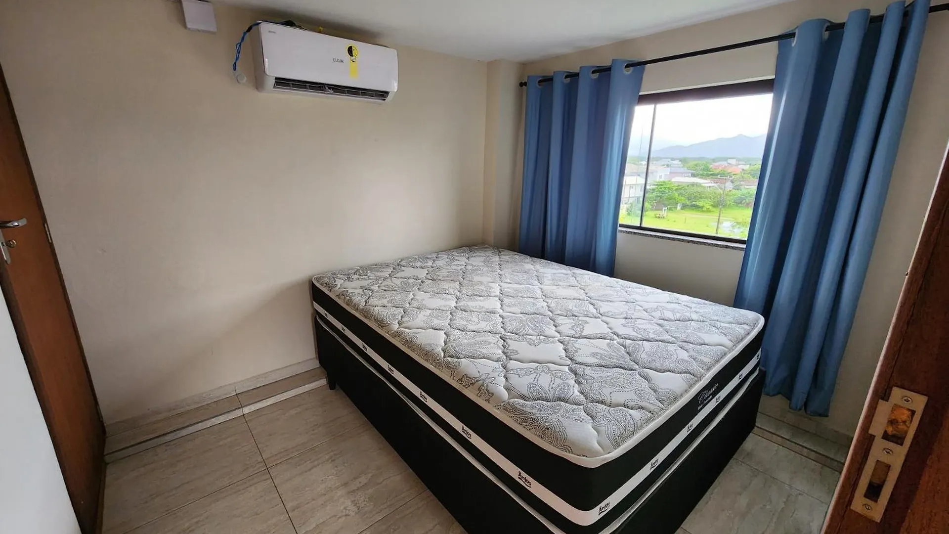 Quarto em Acomodações Particulares Pousada Nova Trilha Apartamento Palhoça